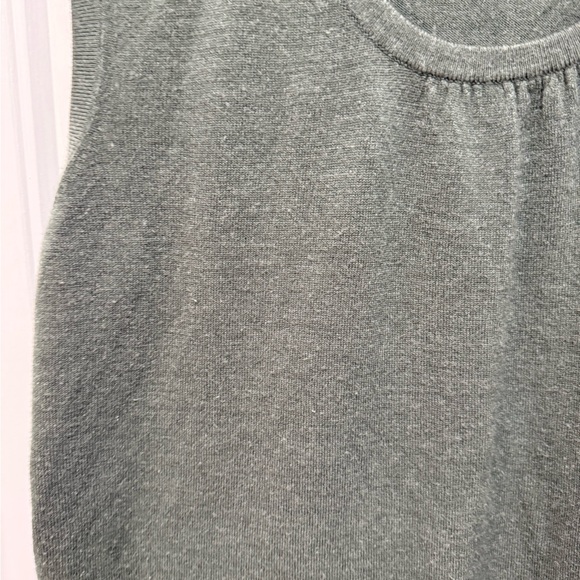 LUXE 360 Sz 2X Gray Soft Acrylic Top Sleeveless Shirt - Picture 2 of 9